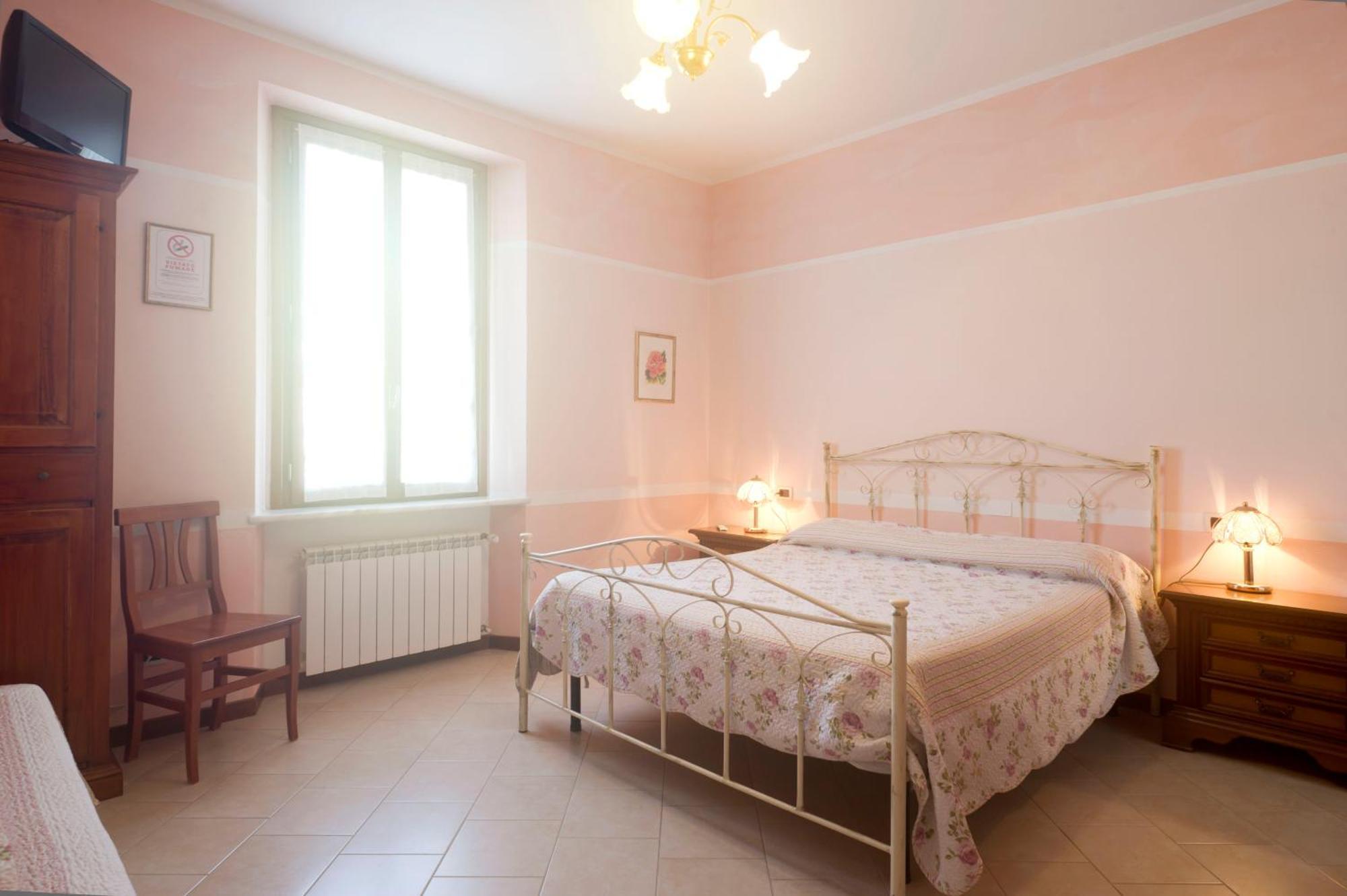 Villa Dircea CastellʼArquato Eksteriør bilde