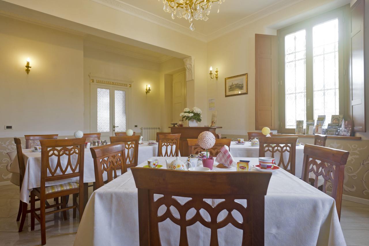 Villa Dircea CastellʼArquato Eksteriør bilde